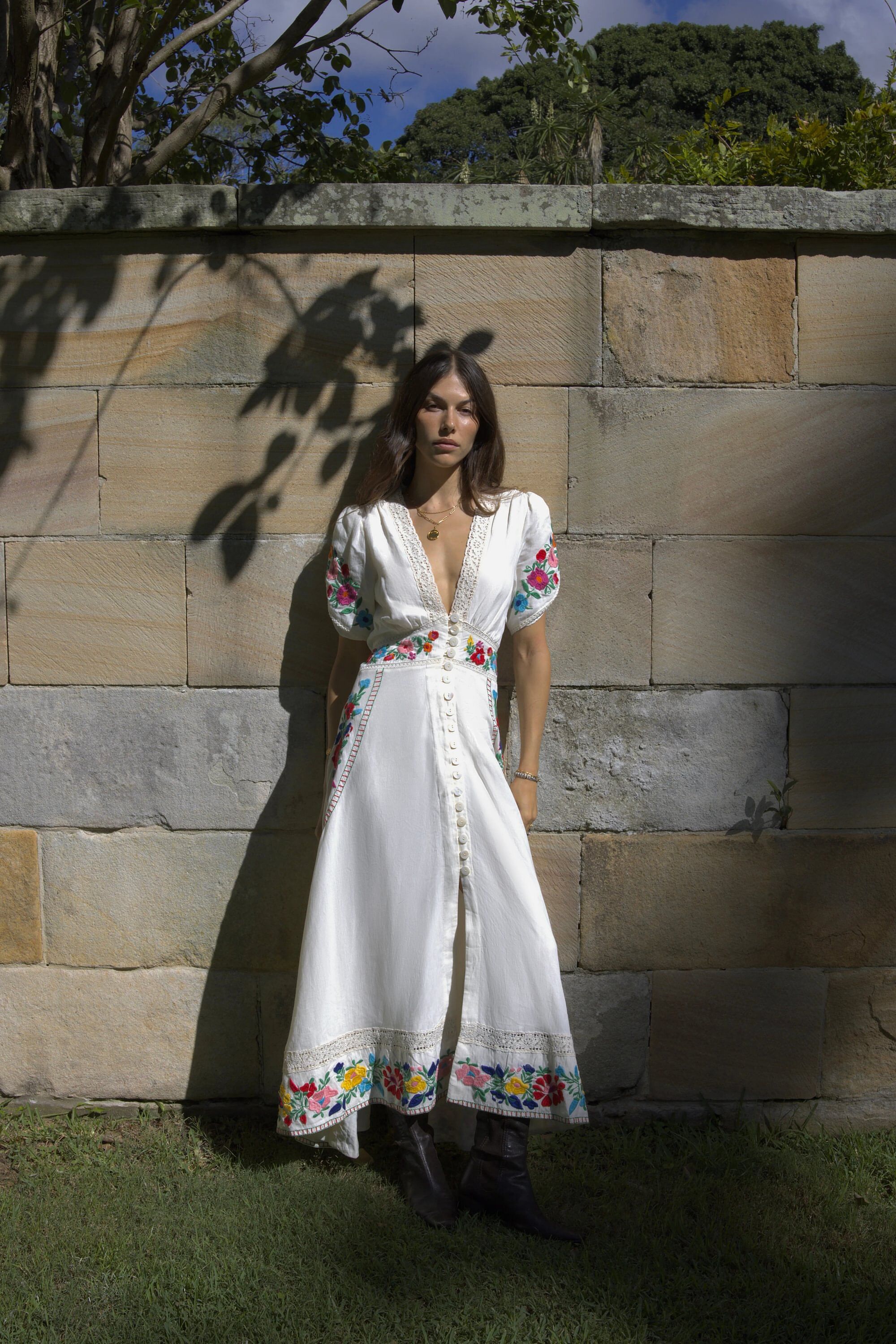 Novara Embroidered Linen Midi Dress in Anemone Embroidery Cream