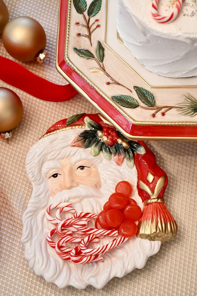 Woodland Holiday Santa Serving Bowl
