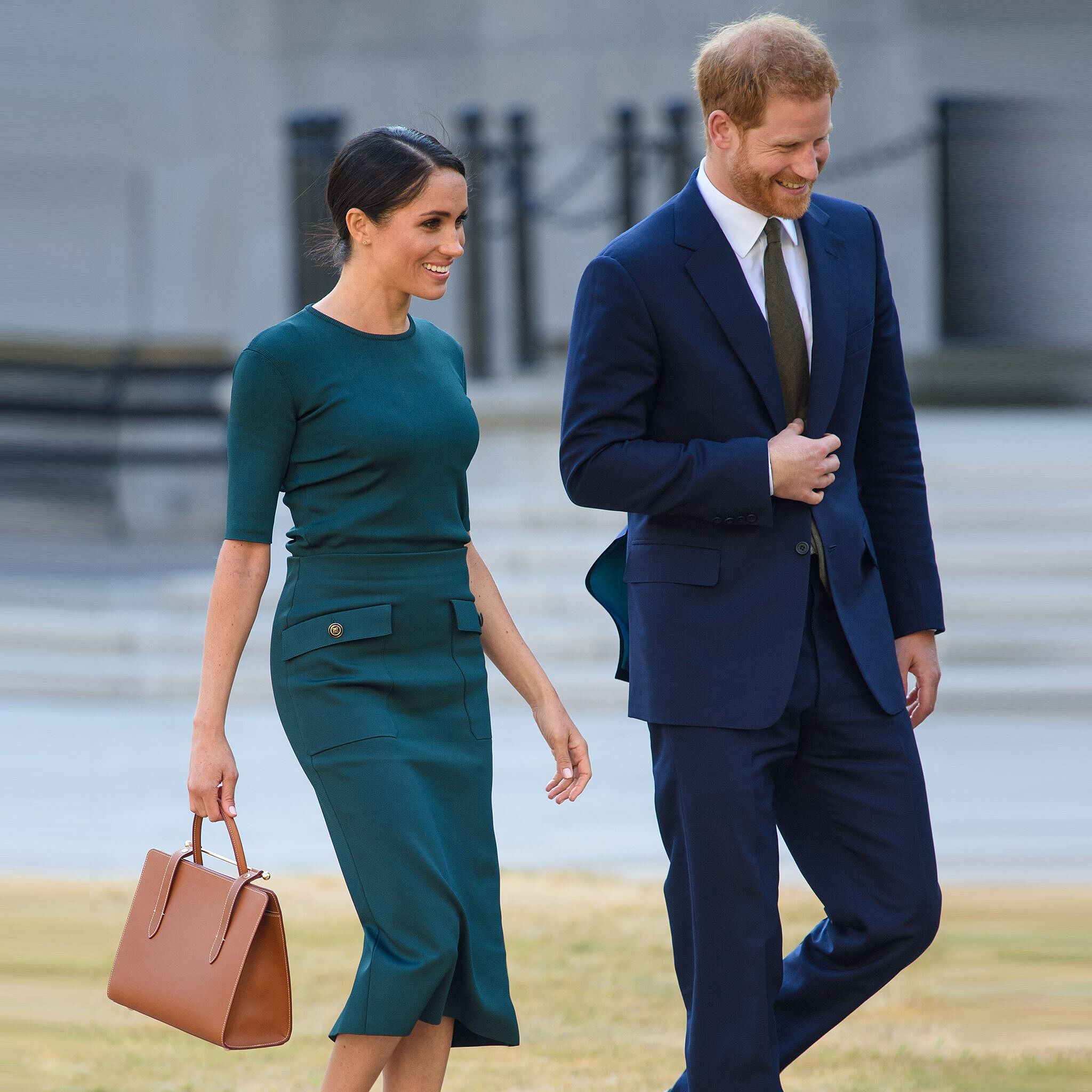 【♦極美品・英国皇室♦】マルベリー　トートバッグ　ミニ　50周年　キャサリン妃 ♢極美品・英国皇室♢】マルベリートートバッグミニ50周年キャサリン妃