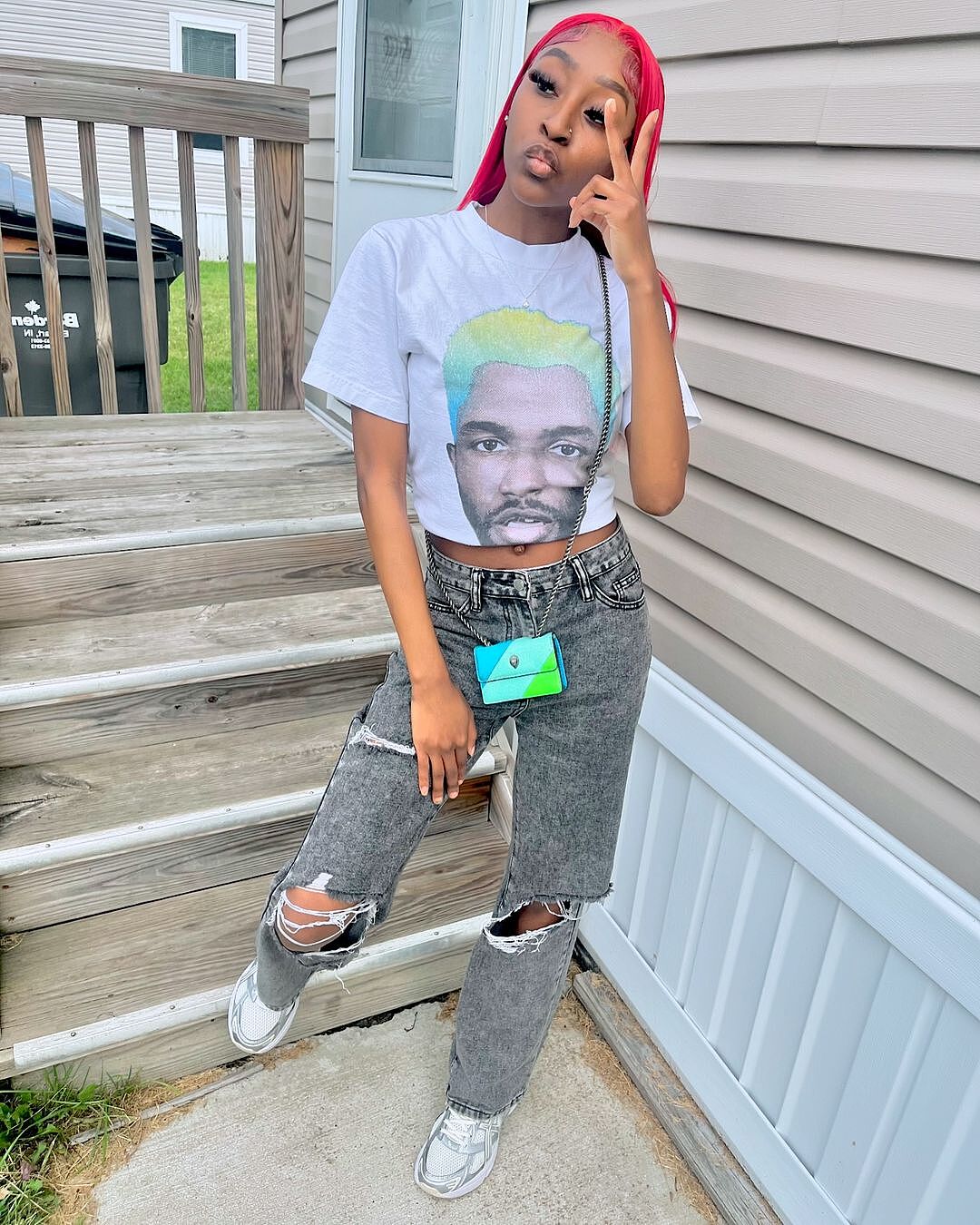 BIG FACE FRANK TEE – GAME CHANGERS