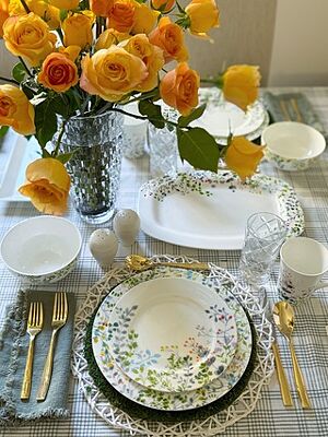 Set De 4 Assiettes à Dessert En Grès Roses & Tulipes - Couleur Ocre, Diamètre 20cm, Passe Lave-vaisselle Et Micro-ondes