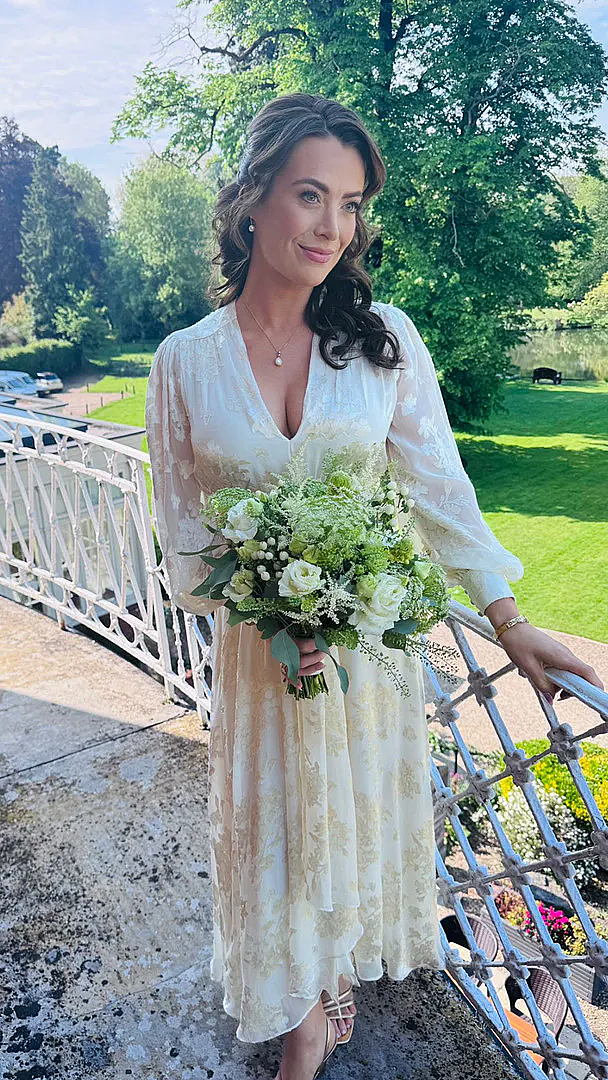 Emory Silk Jacquard Gown in Cream Daisy Jacquard Champagne | RIXO ⋆