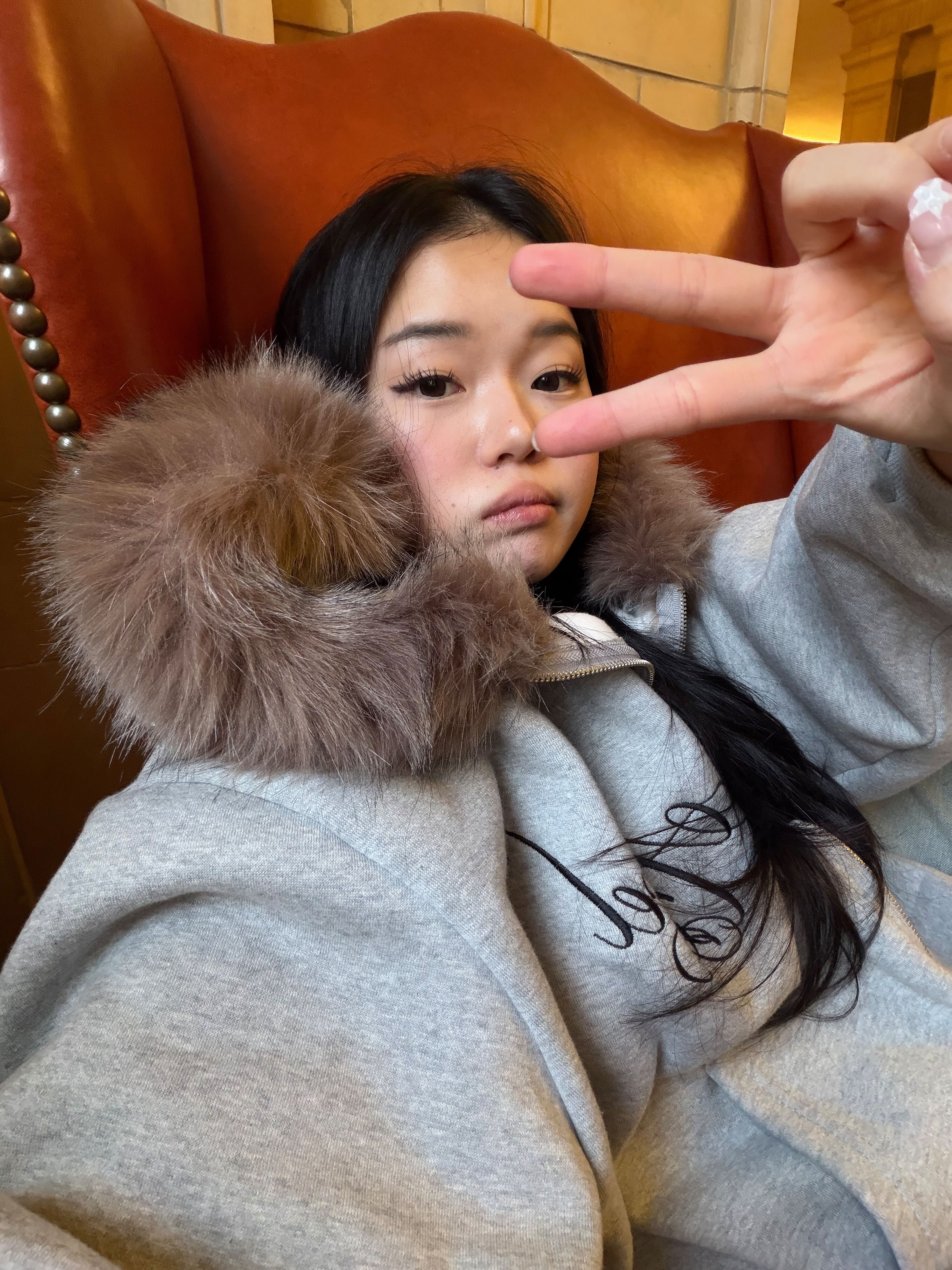 Chic Fur Zip-Up Hoodie CN416 - Acubi style | LEWKIN