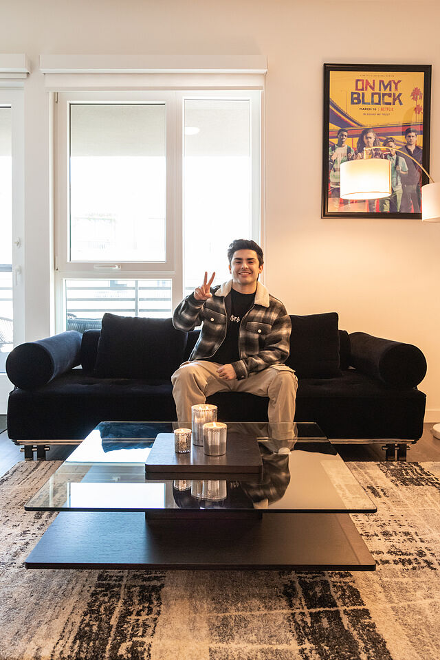 Zuri Furniture | Contemporary Furniture | Modern Furniture